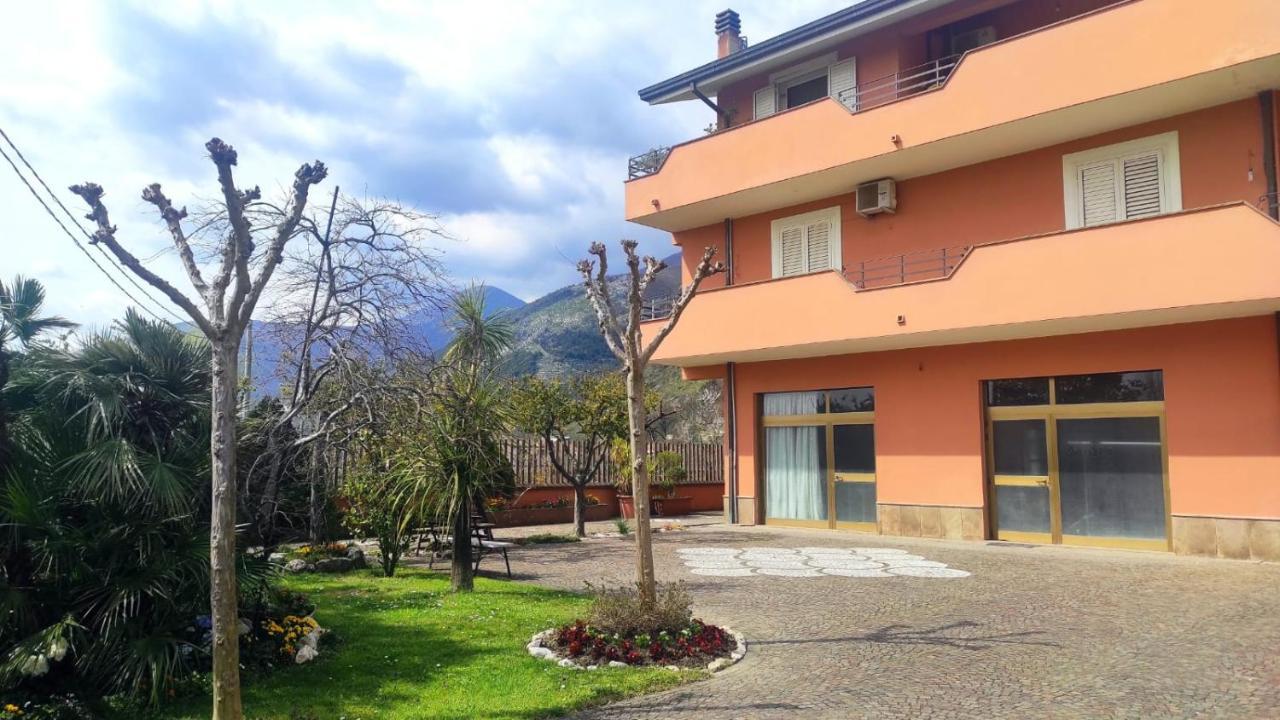 A Casa Di Frank Hotel Sora Exterior foto